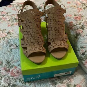 Y-not shoes 